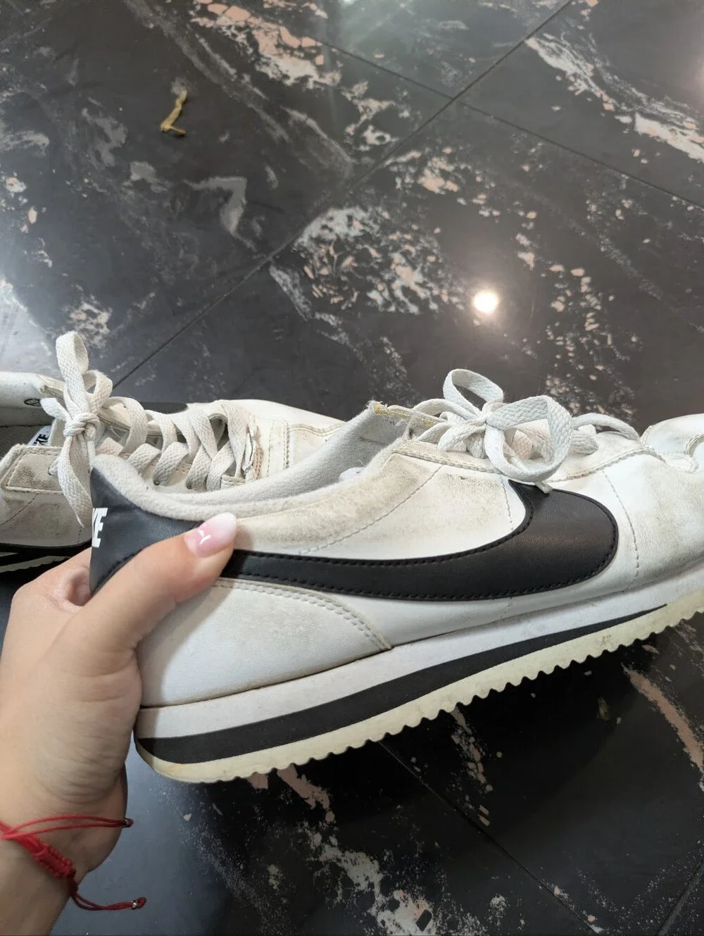 Nike Cortez Basic SI Gs White Sneakers Size 9